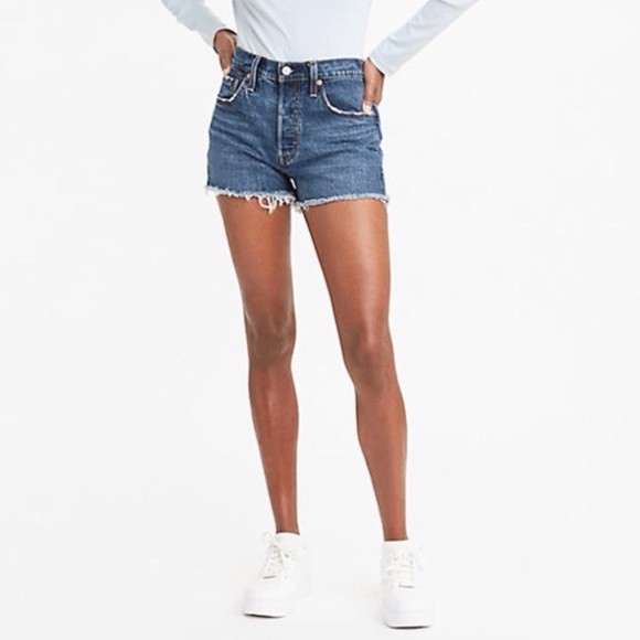 Levi’s 501 W27 (4/5) Denim Women’s Jeans Shorts High Rise Button Fly Stretch - Picture 1 of 11